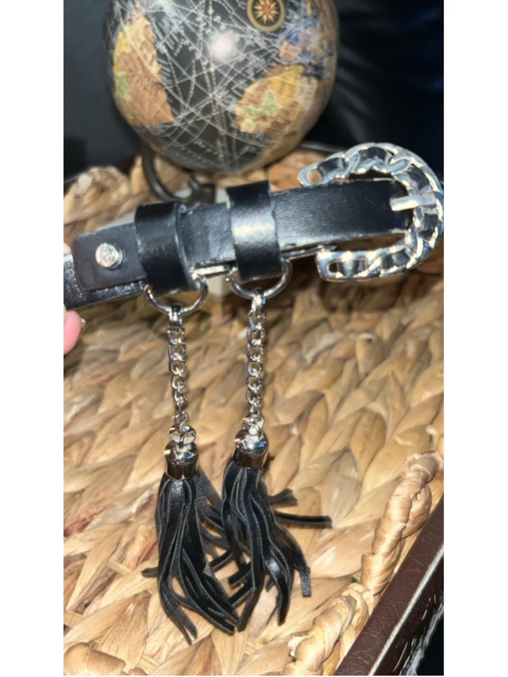 Women's Unbranded Black Belt with Silver Chain Tassels One Size